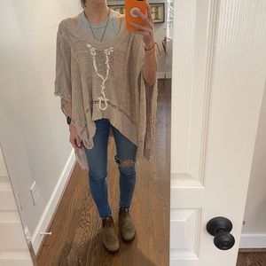 ⭐️ moving sale! ⭐️ free people crochet poncho